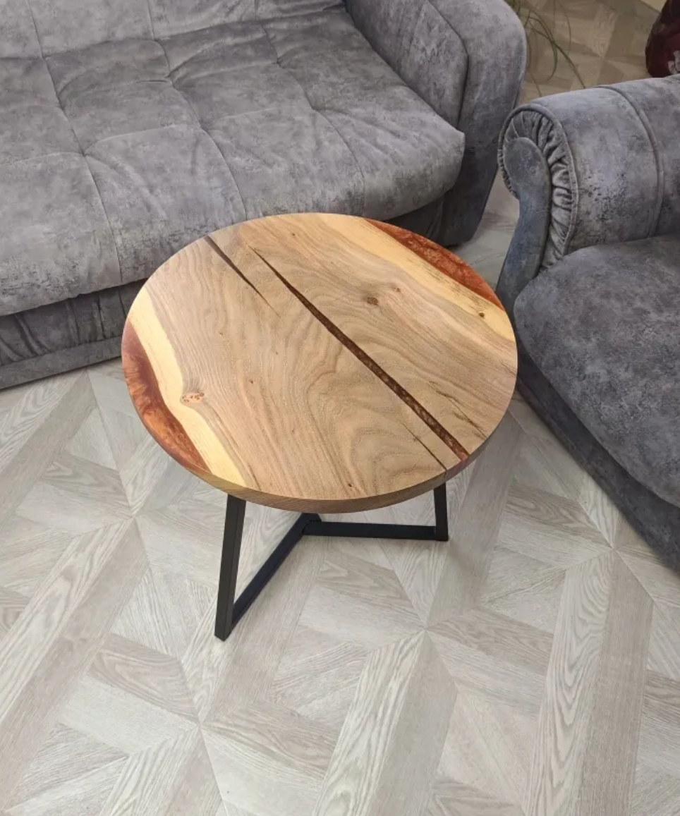 Круглая столешница из карагача, диаметр 110 см